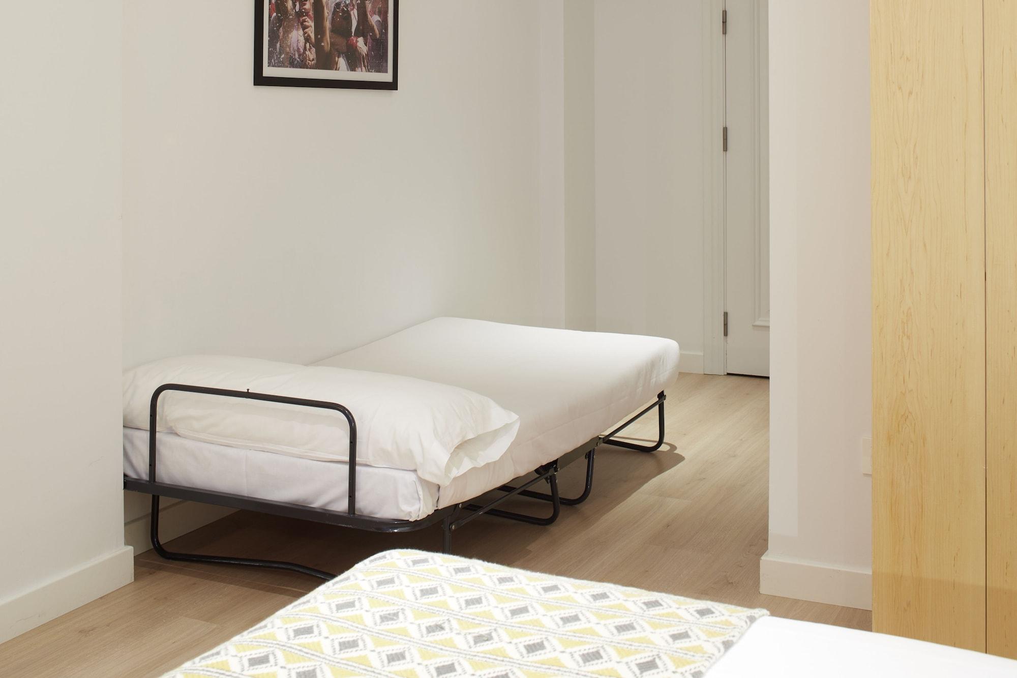Hostal Arriazu Pamplona Bagian luar foto